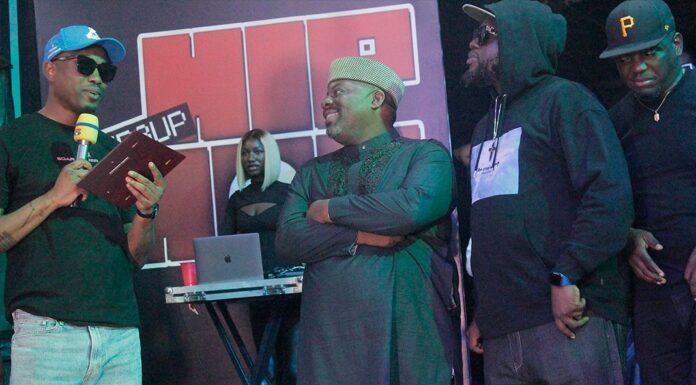 Fireworks: Str8up Hip-Hop Returns With a Bang