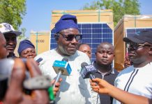 Long Goemai Praises Shendam LG Chairman, Hon. Nshe, for Launching Solar Project to Tackle Electricity Shortage