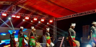 Rep Your Kultur Runway Lights Up Jos Family Christmas Festival | See Photos