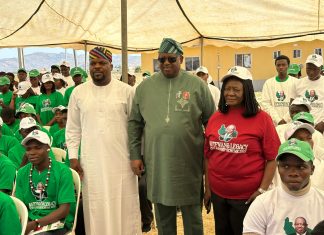 200 Plateau Students Bid Farewell as Gov. Mutfwang Sends Them to Sanskaram University, India