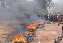 Angry Protesters Destroy Military Checkpoint in Barkin Ladi
