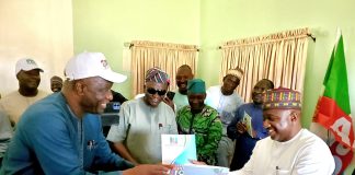 2027: Sen. Diket Plang Presents Nomination Forms to Pankshin Stakeholders, Seeks Support for Re-election